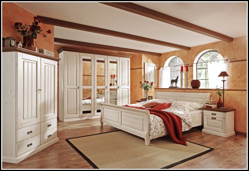 Landhausmöbel Schlafzimmer Weiß